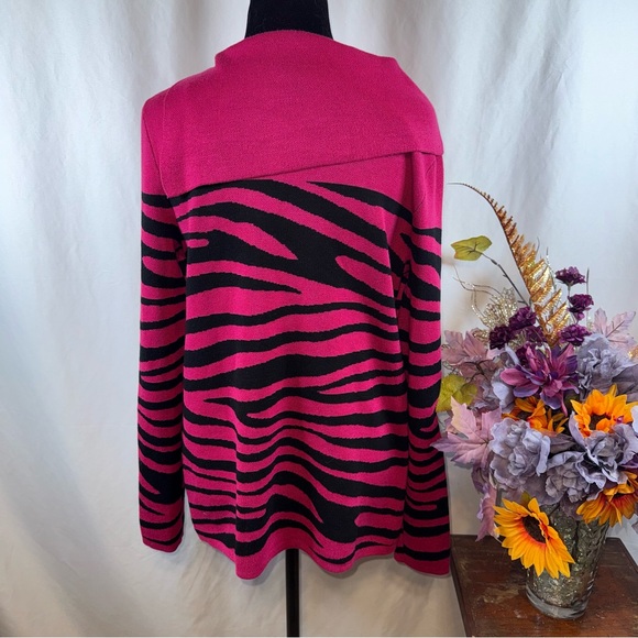 Investments Pink Black Zebra Cowl Neck Sweater Soft Knit Size S - Picture 3 of 7